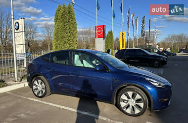 Внедорожник / Кроссовер Tesla Model Y 2021 в 