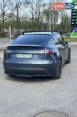 Внедорожник / Кроссовер Tesla Model Y 2021 в 