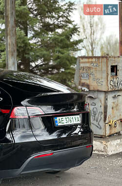 Позашляховик / Кросовер Tesla Model Y 2022 в 
