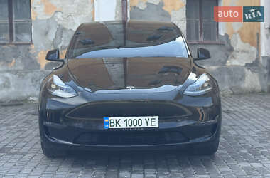 Внедорожник / Кроссовер Tesla Model Y 2022 в 