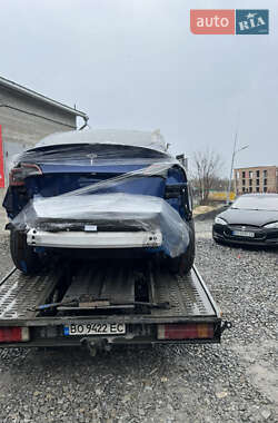 Внедорожник / Кроссовер Tesla Model Y 2024 в 