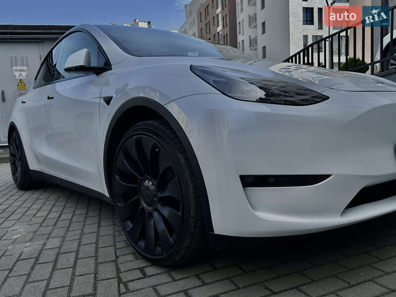 Внедорожник / Кроссовер Tesla Model Y 2023 в Львове фото 10 Внедорожник / Кроссовер Tesla Model Y 2023 в Львове