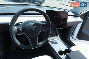 Внедорожник / Кроссовер Tesla Model Y 2022 в 