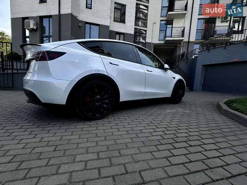 Внедорожник / Кроссовер Tesla Model Y 2023 в Львове фото 6 Внедорожник / Кроссовер Tesla Model Y 2023 в Львове