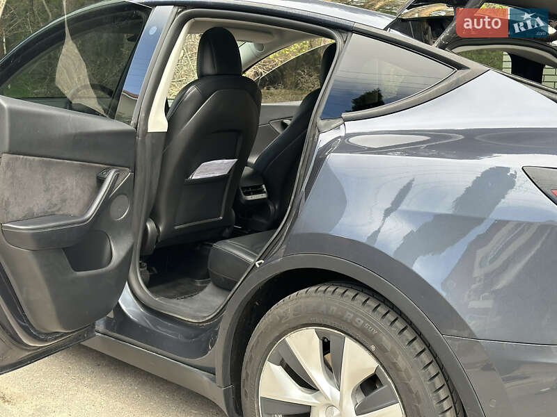 Внедорожник / Кроссовер Tesla Model Y 2021 в Василькове