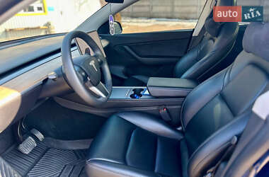Внедорожник / Кроссовер Tesla Model Y 2021 в 