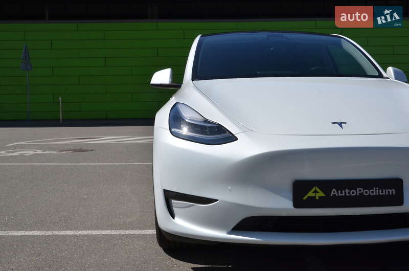 Внедорожник / Кроссовер Tesla Model Y 2022 в Киеве
