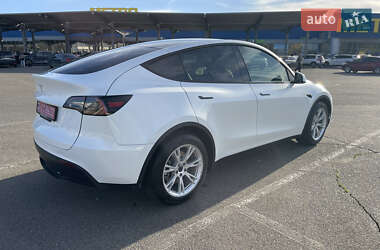 Внедорожник / Кроссовер Tesla Model Y 2023 в 