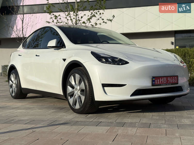 Внедорожник / Кроссовер Tesla Model Y 2023 в Киеве