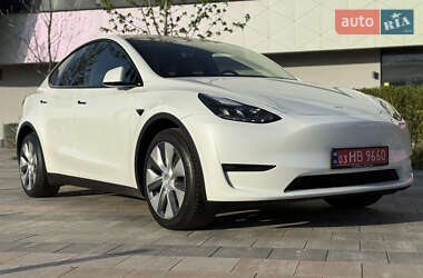 Внедорожник / Кроссовер Tesla Model Y 2023 в 