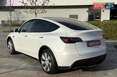 Внедорожник / Кроссовер Tesla Model Y 2023 в 