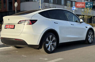 Внедорожник / Кроссовер Tesla Model Y 2023 в 