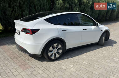 Внедорожник / Кроссовер Tesla Model Y 2022 в 