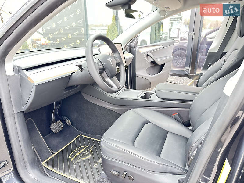 Внедорожник / Кроссовер Tesla Model Y 2024 в Харькове