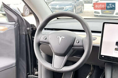 Позашляховик / Кросовер Tesla Model Y 2024 в Харкові фото 23 Позашляховик / Кросовер Tesla Model Y 2024 в Харкові