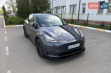 Внедорожник / Кроссовер Tesla Model Y 2022 в 