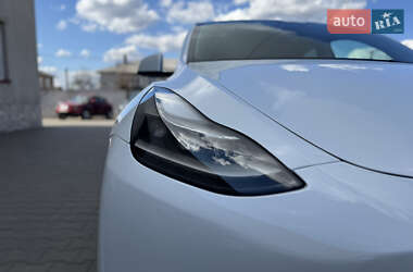 Внедорожник / Кроссовер Tesla Model Y 2020 в 