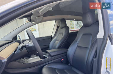 Внедорожник / Кроссовер Tesla Model Y 2020 в 