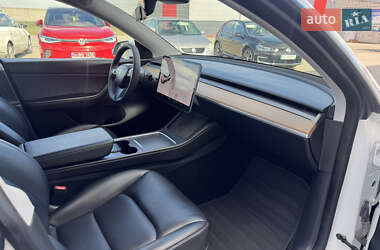 Внедорожник / Кроссовер Tesla Model Y 2020 в 