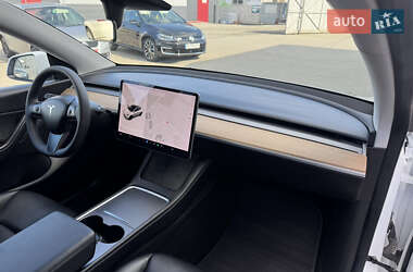Внедорожник / Кроссовер Tesla Model Y 2020 в 