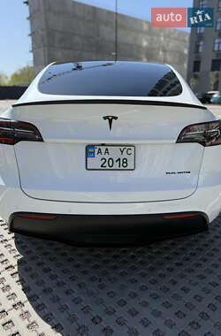 Внедорожник / Кроссовер Tesla Model Y 2022 в 