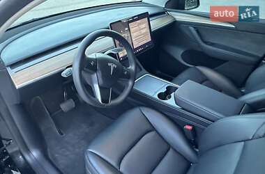 Позашляховик / Кросовер Tesla Model Y 2023 в 