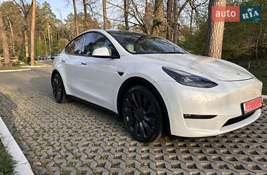 Внедорожник / Кроссовер Tesla Model Y 2024 в 