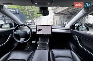 Позашляховик / Кросовер Tesla Model Y 2021 в 