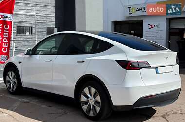 Внедорожник / Кроссовер Tesla Model Y 2023 в 