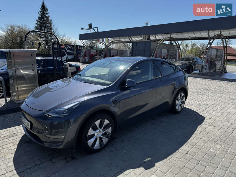 Внедорожник / Кроссовер Tesla Model Y 2022 в Ивано-Франковске