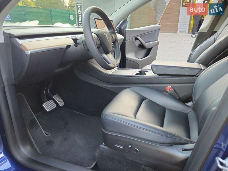 Внедорожник / Кроссовер Tesla Model Y 2021 в Обухове