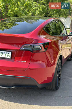 Внедорожник / Кроссовер Tesla Model Y 2023 в 