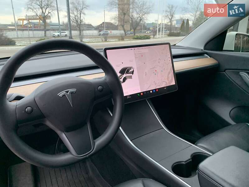Позашляховик / Кросовер Tesla Model Y 2020 в Києві
