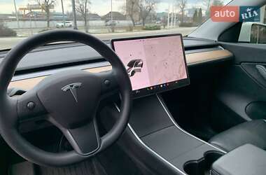 Внедорожник / Кроссовер Tesla Model Y 2020 в 