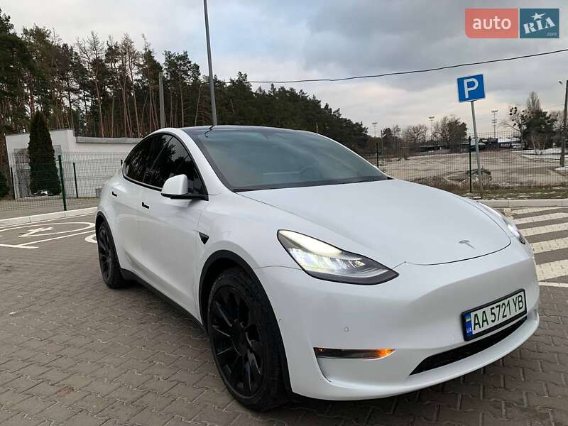 Позашляховик / Кросовер Tesla Model Y 2020 в Києві