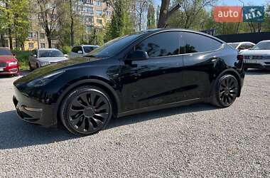 Внедорожник / Кроссовер Tesla Model Y 2023 в Новомосковске