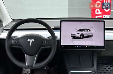 Внедорожник / Кроссовер Tesla Model Y 2022 в 