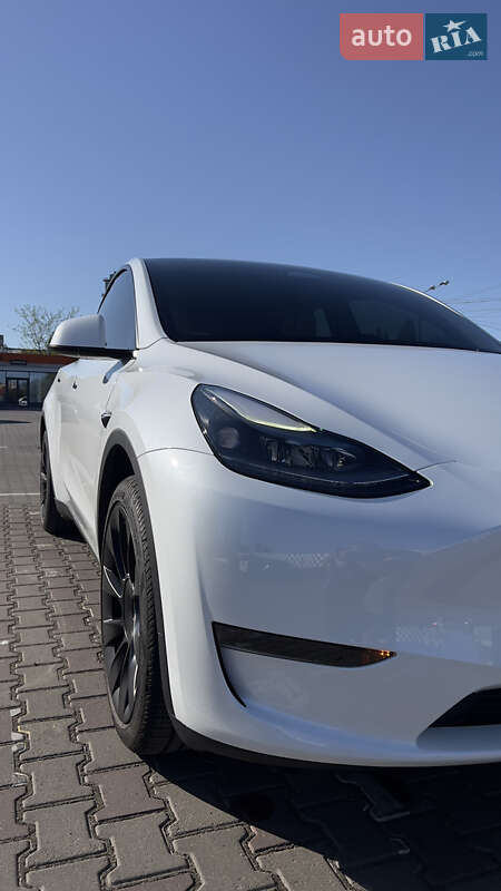 Внедорожник / Кроссовер Tesla Model Y 2024 в Одессе