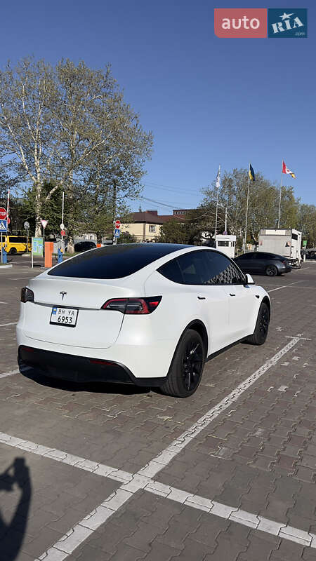 Внедорожник / Кроссовер Tesla Model Y 2024 в Одессе