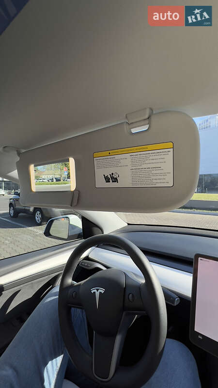 Внедорожник / Кроссовер Tesla Model Y 2024 в Одессе
