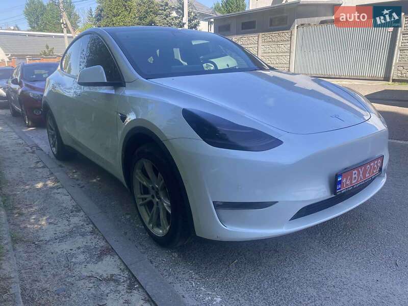 Позашляховик / Кросовер Tesla Model Y 2022 в 