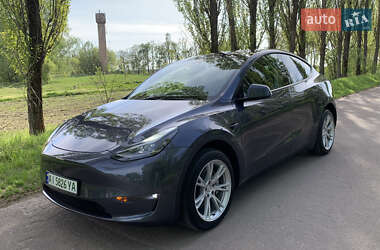 Позашляховик / Кросовер Tesla Model Y 2023 в 