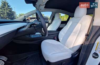 Позашляховик / Кросовер Tesla Model Y 2022 в 