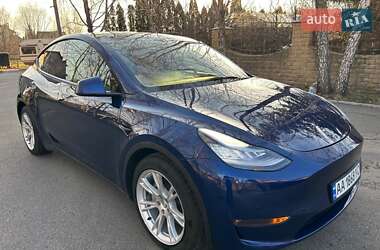 Позашляховик / Кросовер Tesla Model Y 2021 в 
