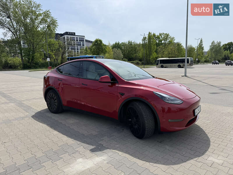 Позашляховик / Кросовер Tesla Model Y 2021 в Києві