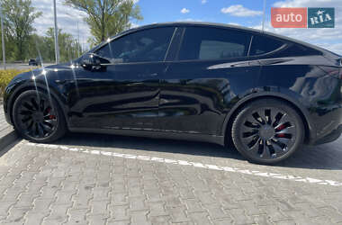 Внедорожник / Кроссовер Tesla Model Y 2022 в 