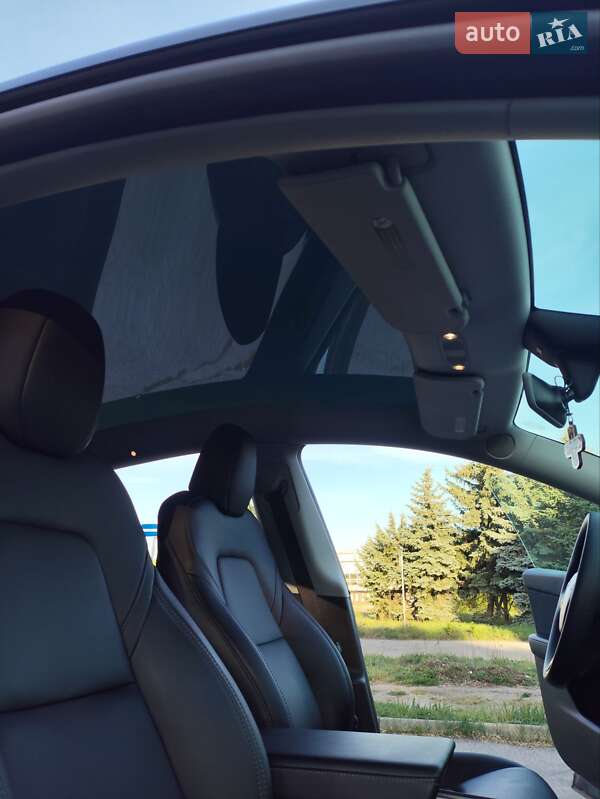 Внедорожник / Кроссовер Tesla Model Y 2023 в Кропивницком фото 20 Внедорожник / Кроссовер Tesla Model Y 2023 в Кропивницком