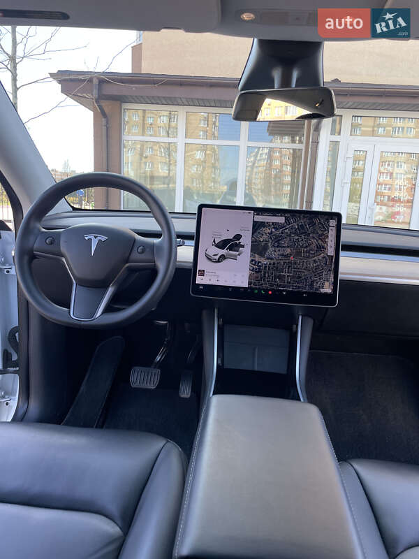 Внедорожник / Кроссовер Tesla Model Y 2020 в Киеве