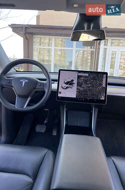 Внедорожник / Кроссовер Tesla Model Y 2020 в 