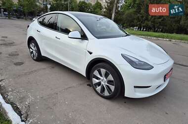 Внедорожник / Кроссовер Tesla Model Y 2023 в 